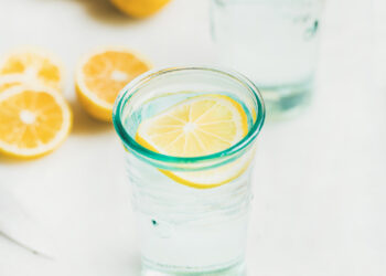 Ar galima gydyti rūgšties refliuksą citrinų vandeniu?