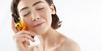 6 būdai, kaip naudoti medetkų aliejų odos priežiūrai