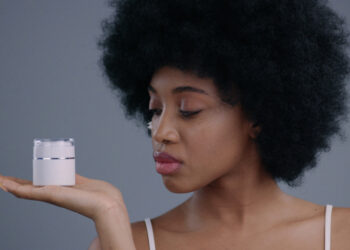 Ar kalamino losjonas gydo spuogus ir padeda jų išvengti?