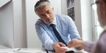 Ankstyvieji reumatoidinio artrito požymiai