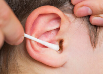 Ką reiškia jūsų ausų sieros spalva?