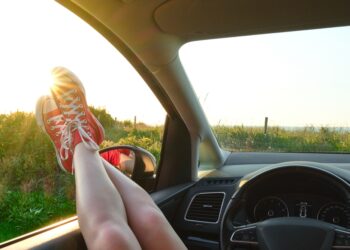 Ekspertų atsakymai: Neramių kojų sindromas – ką svarbu žinoti