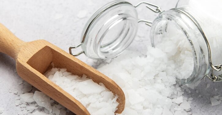 Kojų mirkymas su Epsom druska