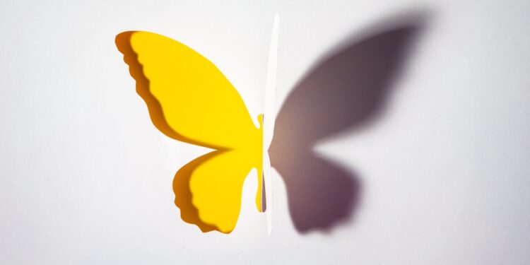 **Kaip užklijuoti ir nuimti drugelio formos žaizdų sutvirtinimo juosteles**