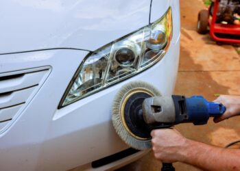 Ar lėtinė limfocitinė leukemija sukelia periferinę neuropatiją?