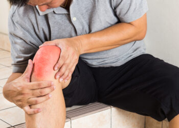 Laipiojimas laiptais kelių skausmui malšinti