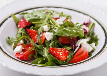 7 būdai, kaip sveikai maitintis turint Krono ligą ir neišlaidaujant