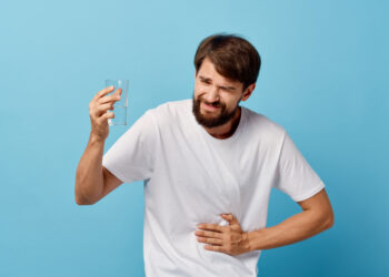 Skrandžio turinio atsiurbimas (skrandžio plovimas)