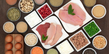 Mityba sergant ankiloziniu spondilitu: produktai, padedantys palaikyti stiprius kaulus