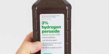 Maistinės kokybės vandenilio peroksidas