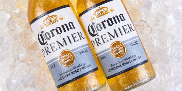 Mažai angliavandenių turintis alkoholis: 10 geriausių gėrimų