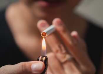 Ar rūkymas sukelia tulžies pūslės akmenis arba turi jiems įtakos?