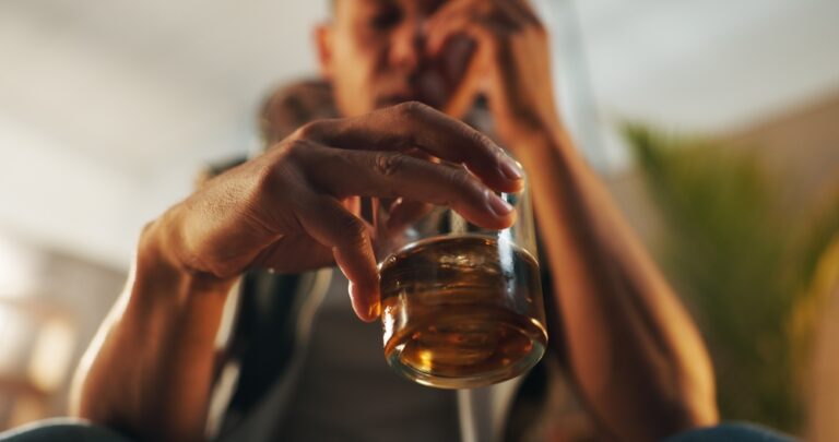 Ar alkoholis didina trigliceridų kiekį?