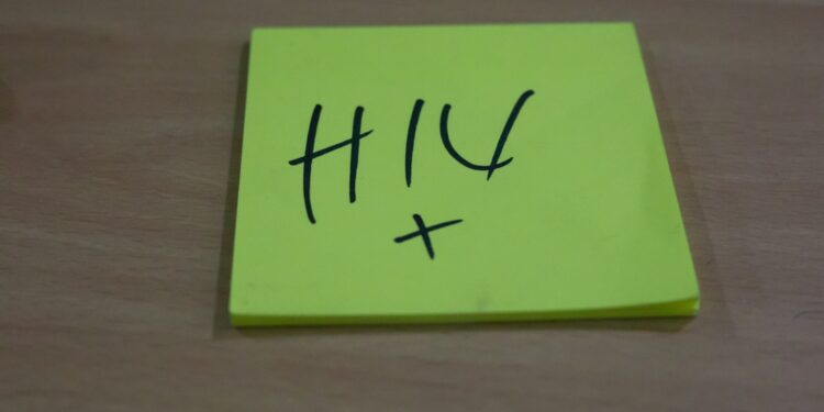 Ar yra skirtumas tarp ŽIV-1 ir ŽIV-2?