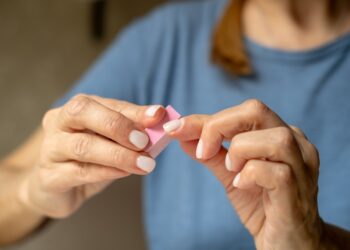 Patarimai, kaip pagreitinti nagų augimą