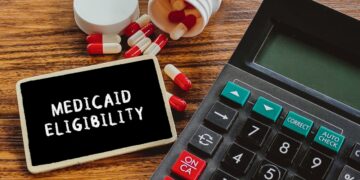 Kas yra išplėsta „Medicaid“ programa ir ar tai turės įtakos mano tinkamumui ją gauti?